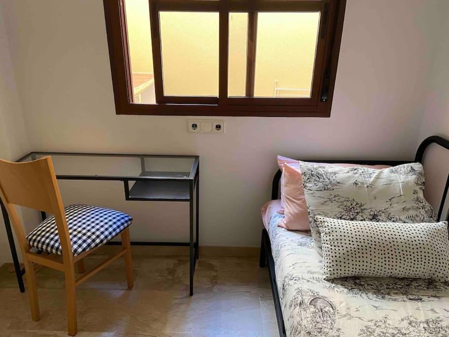 Atico Santa Lucia Terraza Y Parking Gratuitos Alcalá de Guadaira Exterior foto